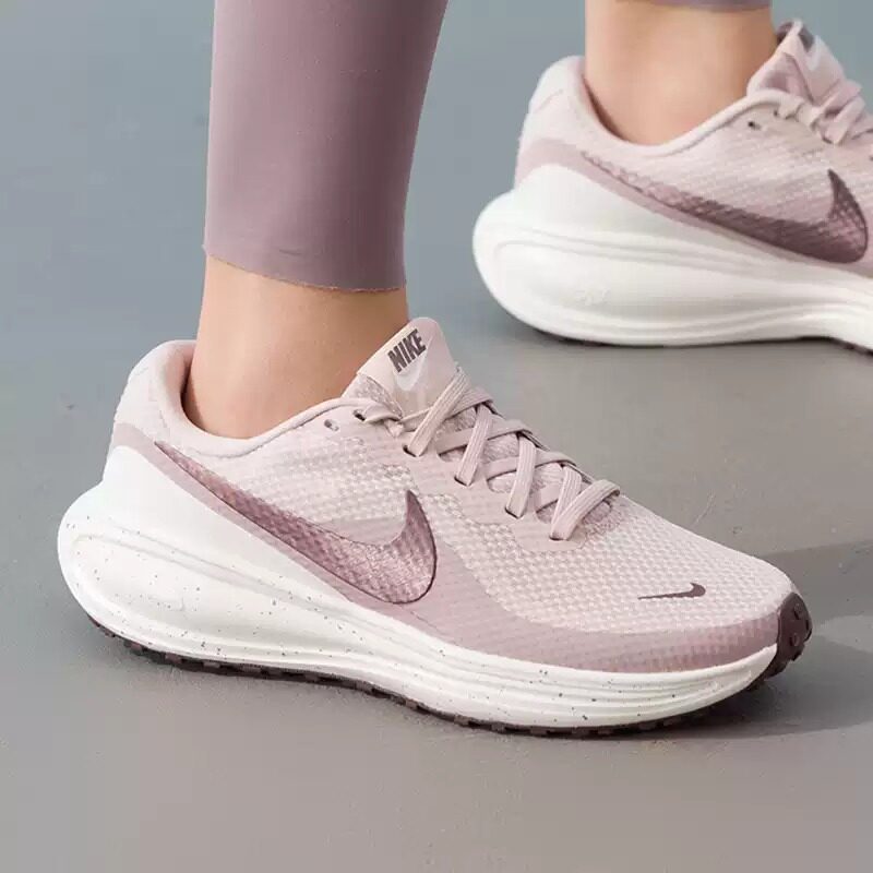 NIKE耐克女款系带缓震运动鞋