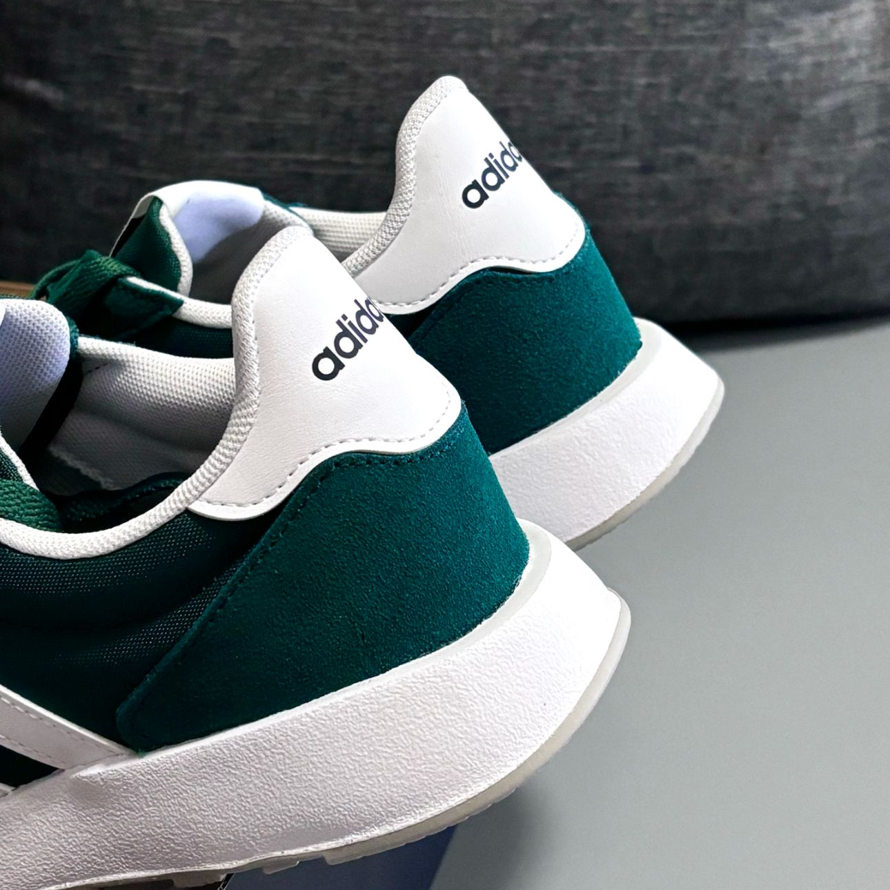 Adidas阿迪达斯正品男女同款户外运动训练耐磨跑步鞋日常休闲潮鞋,运动鞋new,跑步鞋,淘宝优惠券,粉丝福利购,淘宝优惠卷