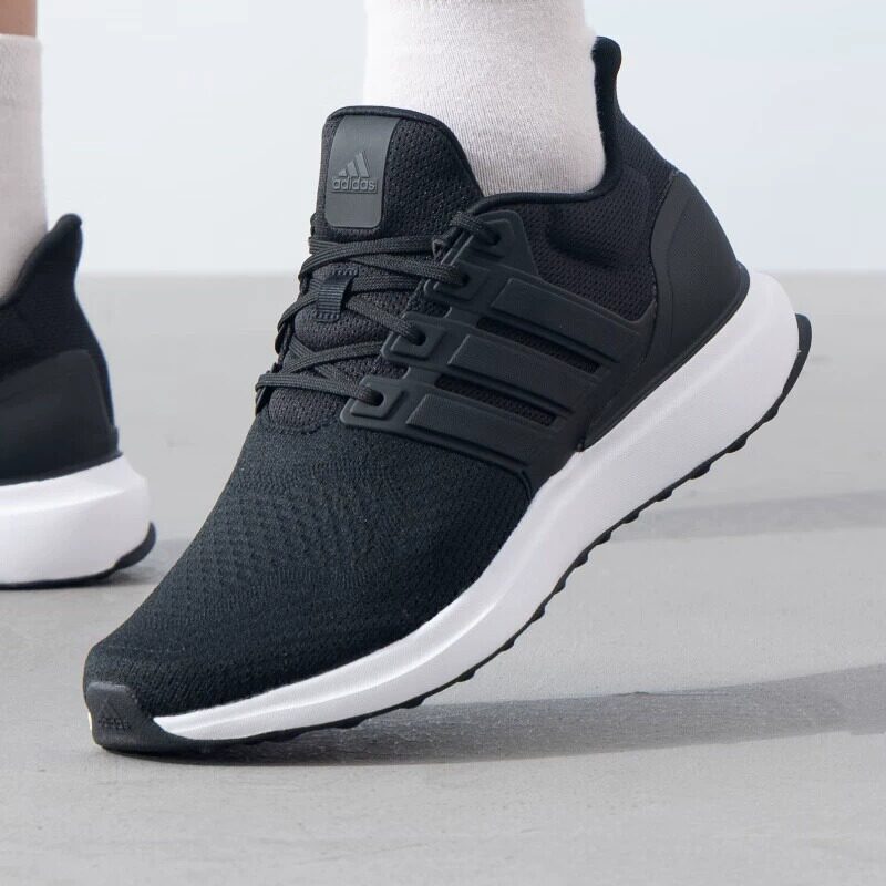 Adidas阿迪达斯运动鞋旅游鞋