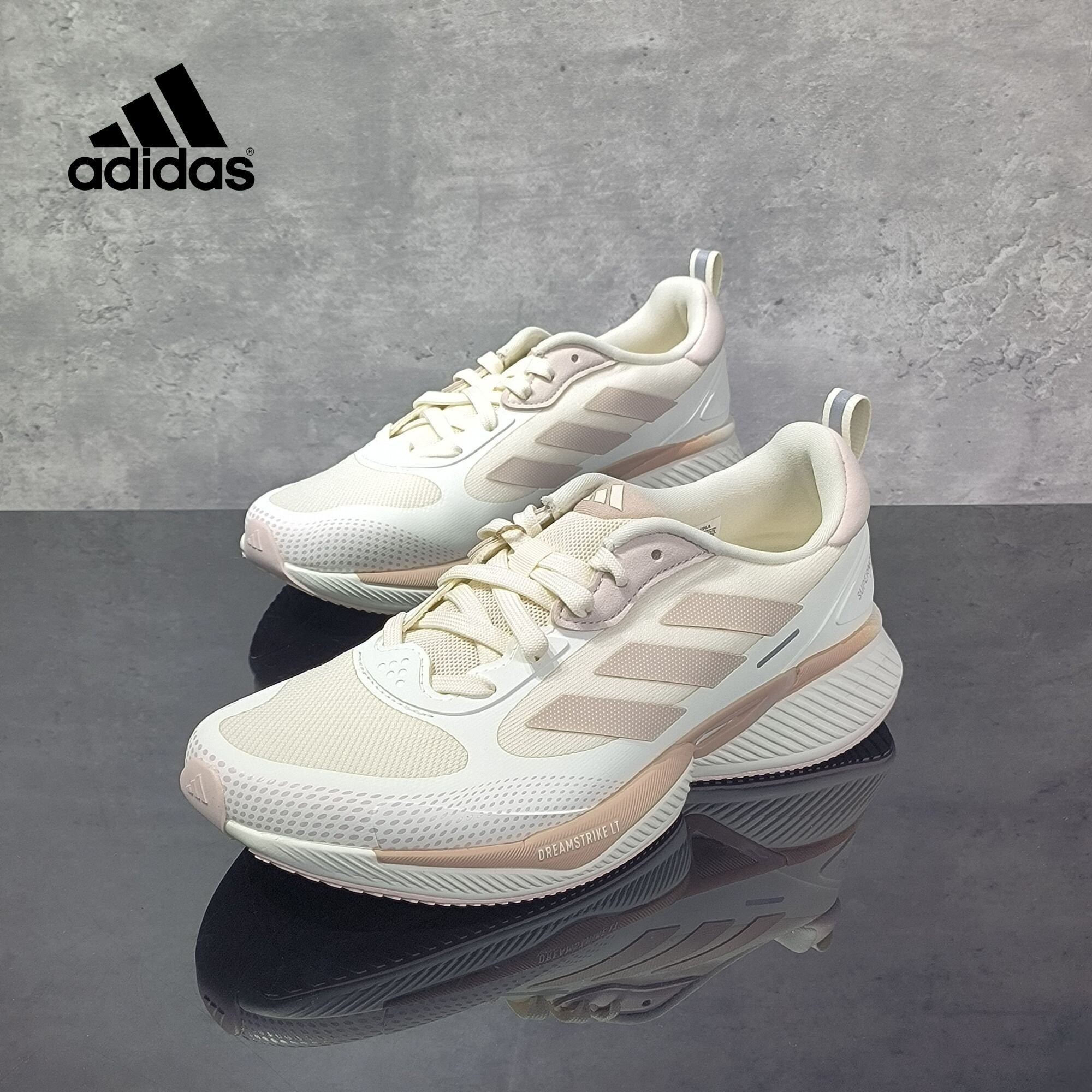 Adidas/阿迪达斯正品女款新款时尚百搭舒适运动鞋跑步鞋 JQ7596