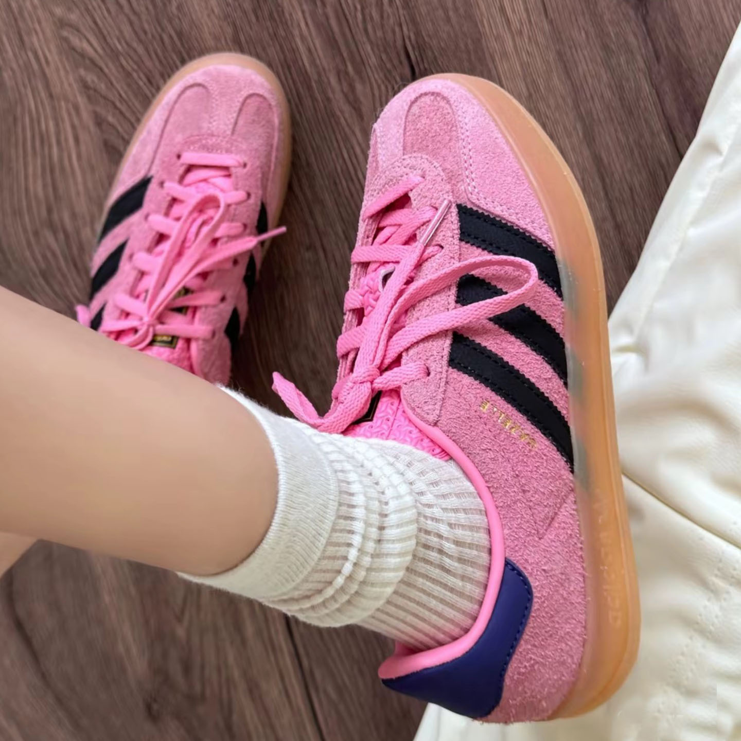 阿迪达斯三叶草Gazelle女板鞋