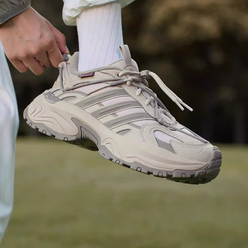 阿迪达斯舒适厚底休闲老爹鞋