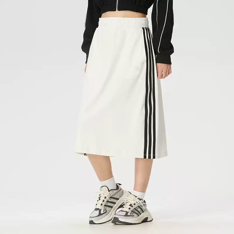 Adidas阿迪达斯裙子女2026夏季新款时尚半身裙休闲运动短裙KS5349