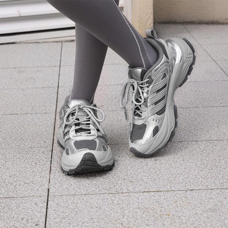 Adidas阿迪达斯男女百搭休闲运动鞋户外运动增高老爹鞋秋冬KK3778