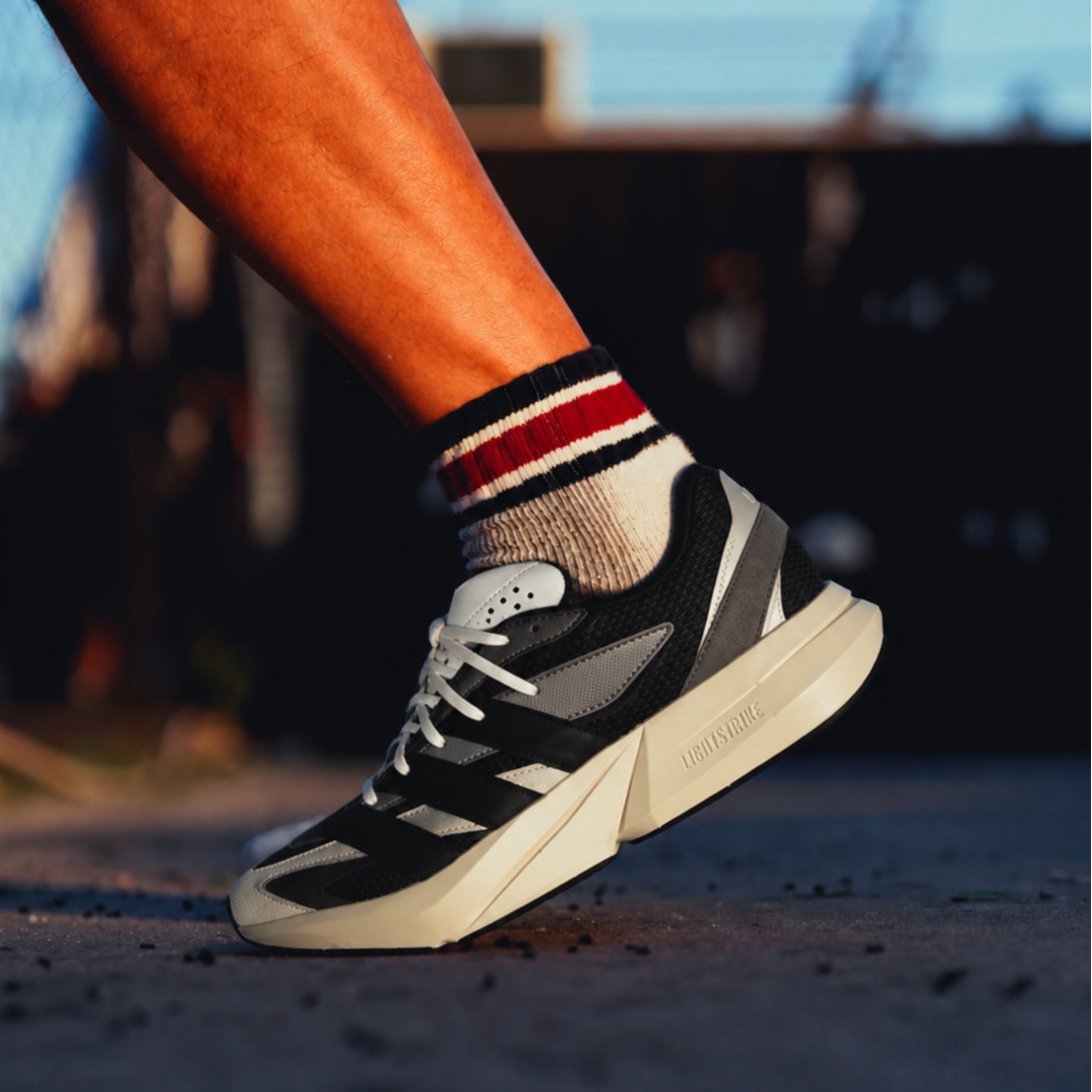 【入门级】正品Adidas阿迪达斯跑步鞋男生新款低帮减震轻便运动鞋