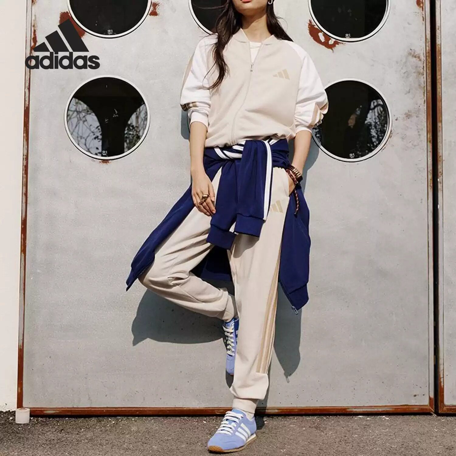 阿迪达斯女装外套束脚裤两件套