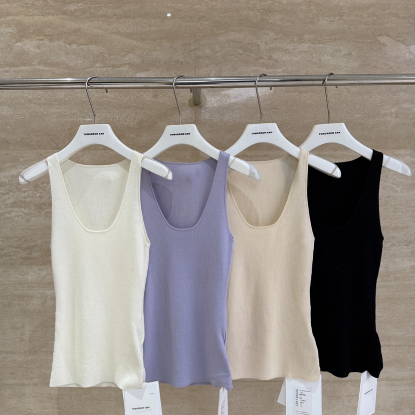 TOMORROW ANN 秋上新时尚极简风百搭显瘦背心（含100%羊毛）11862