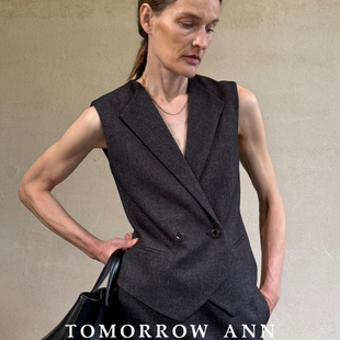 TOMORROW ANN 早秋上新气质老钱翻领可调节收腰马甲11783