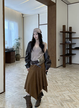 ONE BY TOW 早秋上新V领简约镂空设计无袖背心上衣27666