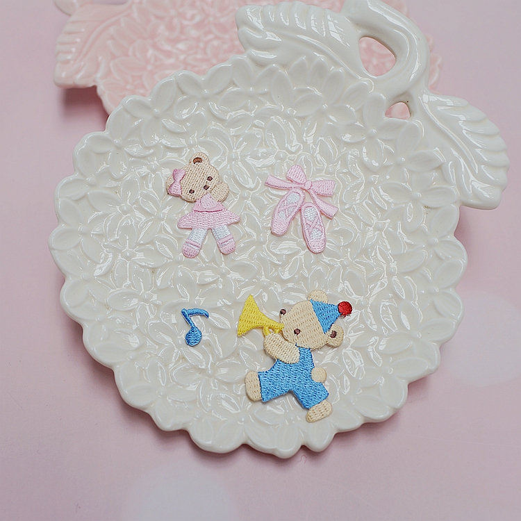 日本皇室御用刺绣小熊布贴