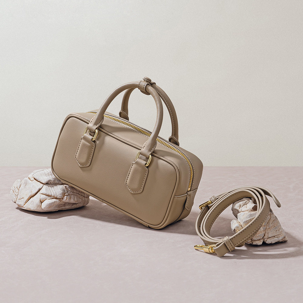 热销女包真皮波士顿保龄球包包斜挎女小众设计枕头包牛皮手提包包,箱包皮具/热销女包/男包,通用款女包,淘宝优惠券,粉丝福利购,淘宝优惠卷