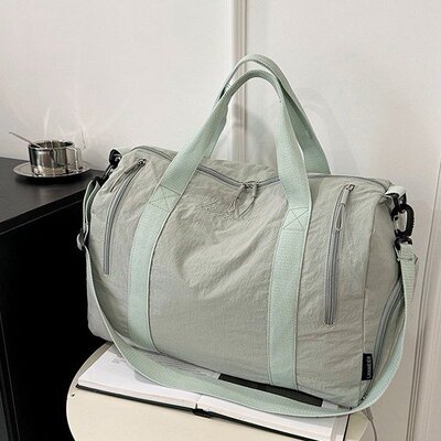 轻便简约短途旅行包女式2025新款便携外出行李袋单肩运动健身包