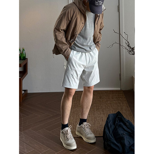 STS抗撕裂轻薄运动拉链短裤