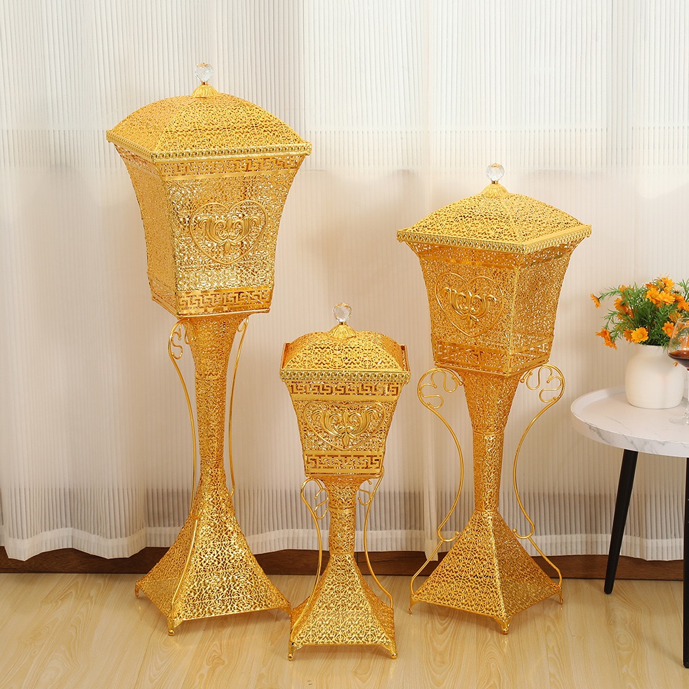 欧式轻奢铁质香炉四角大阿拉伯