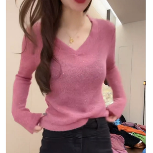 毛衣春秋2025新款 性感内搭紧身显瘦上衣 女长袖 粉色V领针织打底衫