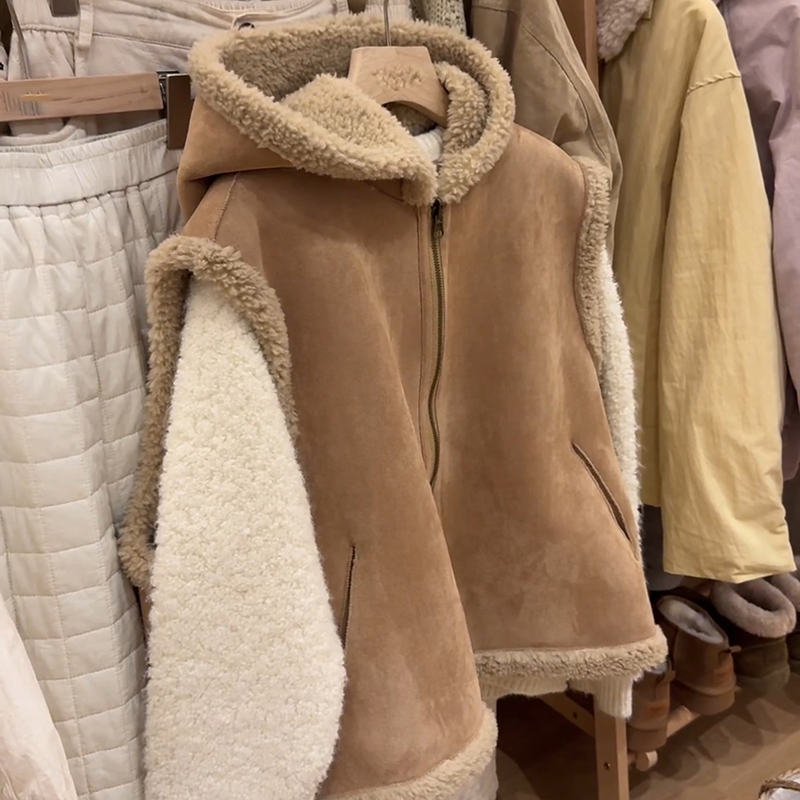 正品现货~两面穿连帽皮毛一体马夹韩国冬季叠穿百搭马甲短外套女