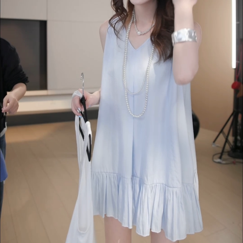 韩系荷叶边拼接无袖V领背心女夏季新款宽松显瘦海边度假风ins上衣