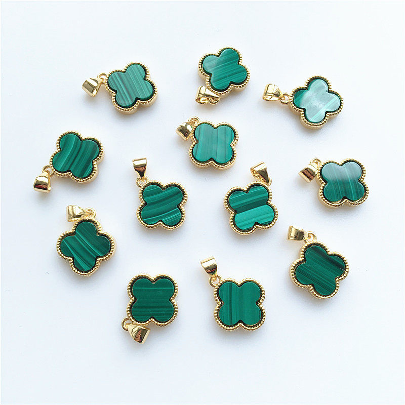 天然孔雀石吊坠四叶草锁骨链女款挂件绿色简约时尚颈链闺蜜礼物