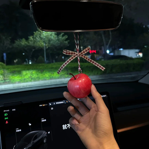 一颗迷你苹安果～可爱原创手作车挂包包挂件会转的挂钥匙扣送礼物