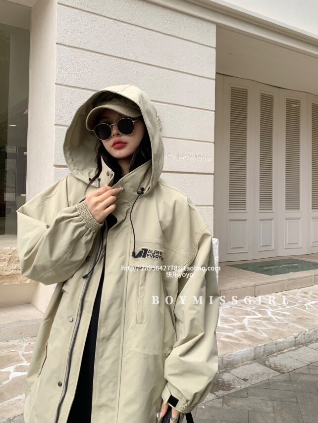 boymissgril欧货连帽冲锋衣女秋季新品刺绣中长款外套风衣
