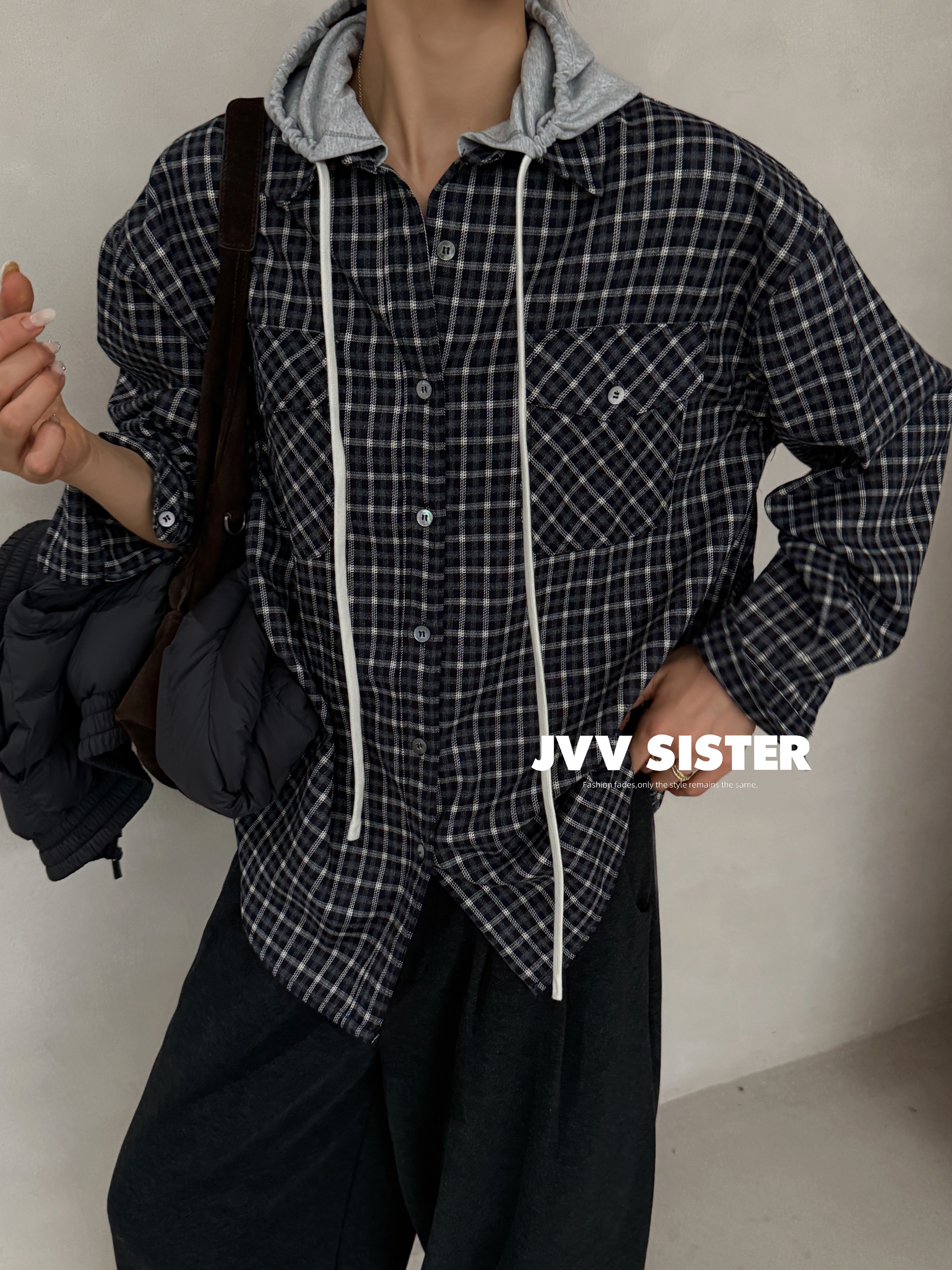 JVV美式复古宽松休闲百搭上衣女2026秋冬新款带帽格子衬衫21018