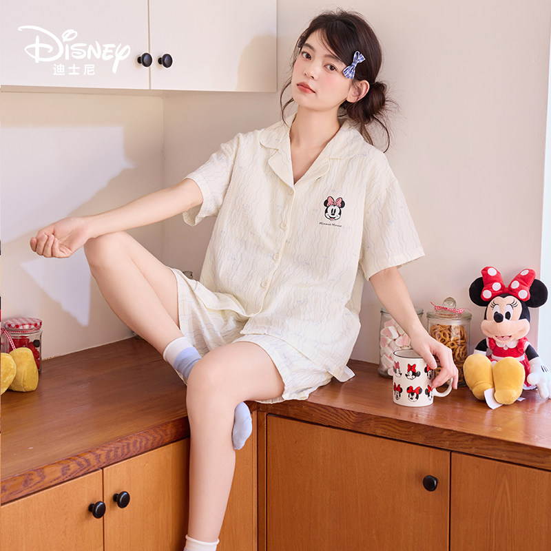 Disney迪士尼新款三件套女短袖短裤长裤带胸垫简约舒适家居服0344