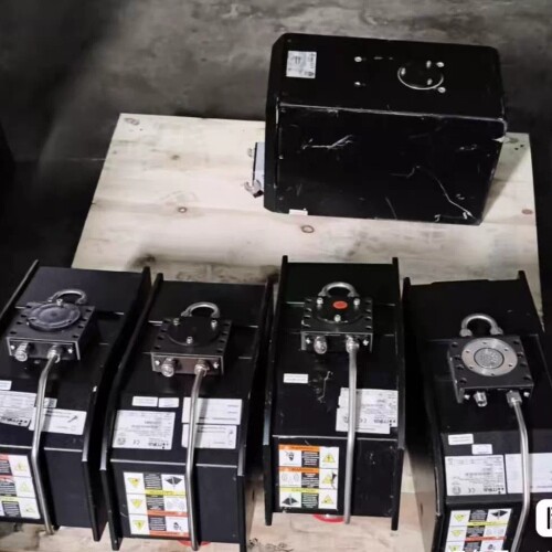 MKS ASTRON 2L射频电源，型号AX7657INT- ~议价