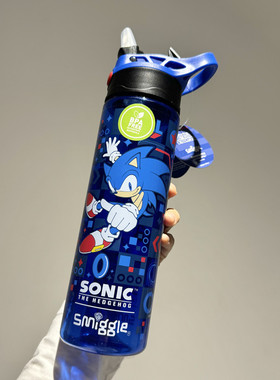澳洲Smiggle水杯儿童喷雾学生吸管蓝色索尼克英雄水壶运动杯子礼