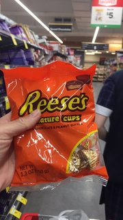 现货 澳洲美国好时 REESE'S 花生酱牛奶夹心巧克力零食150克