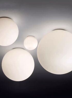 Artemide 圆球简约吸顶灯现代简约客厅书房过道卧室儿童房吸顶灯
