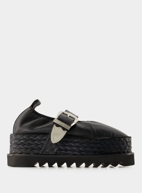 Toga Pulla Aj1314 黑色光面小牛皮乐福鞋