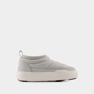 Park灰色合成材质运动鞋 Boot Moon