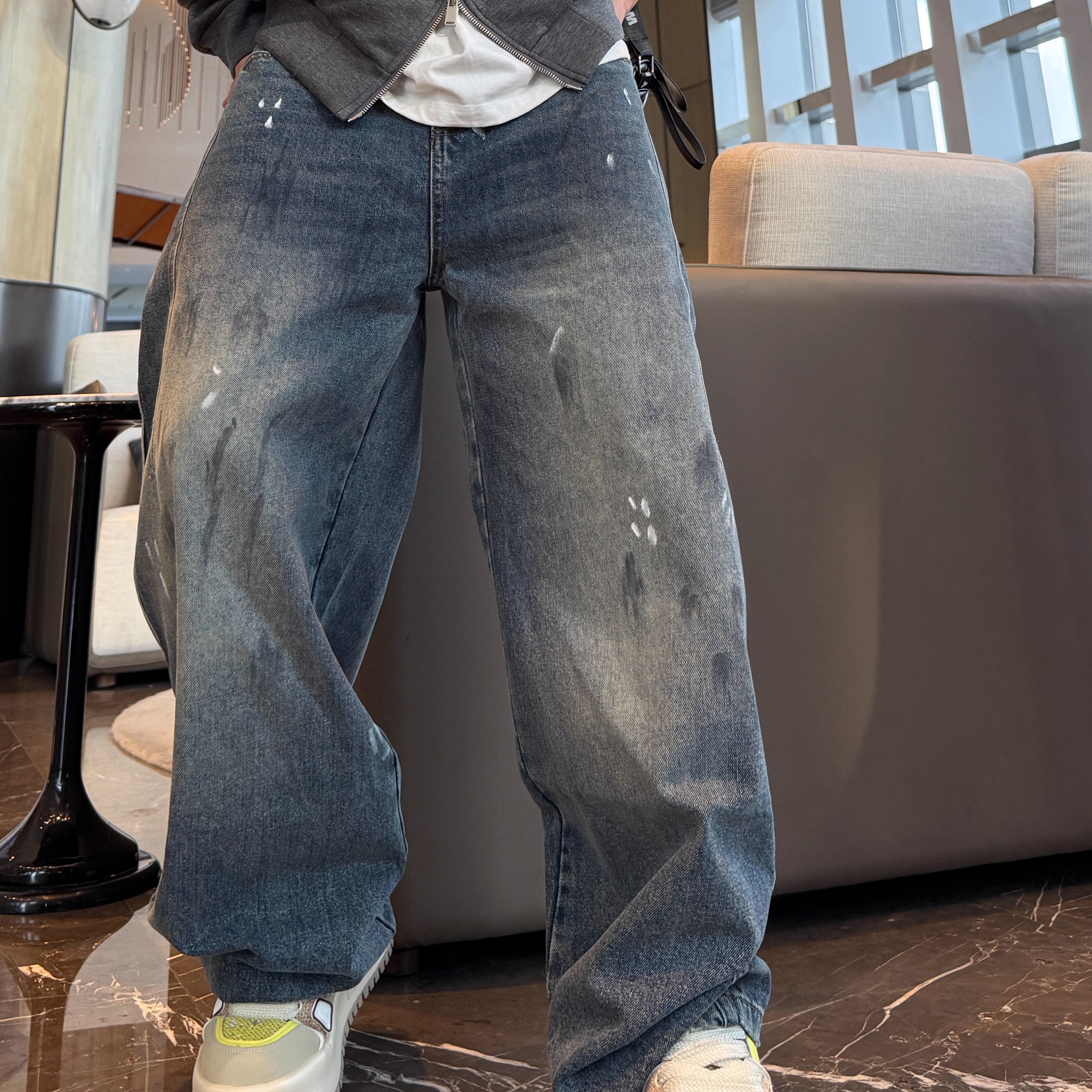 金先生涂鸦水洗做旧毛边半松紧腰潮流时尚肥腿弯刀休闲牛仔裤