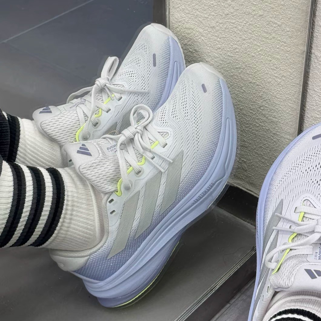 正品Adidas阿迪达斯跑步鞋女士秋季新款厚底运动缓震回弹鞋JS3047