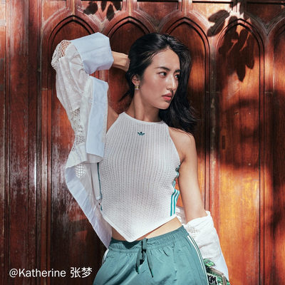 阿迪达斯三叶草辣妹显瘦运动背心