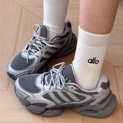 阿迪达斯银色复古厚底老爹鞋