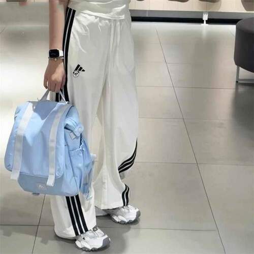 Adidas阿迪达斯正品2026女士款时尚宽松经典户外百搭运动裤KC1491