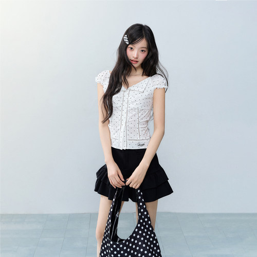 LENNEA波点短袖衬衫女夏收腰显瘦泡泡袖辣妹V领绝美小衫修身上衣