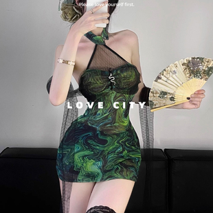 LOVECITY「青山灵蛇」纯欲性感挂脖蕾丝拼接修身 飘带包臀旗袍睡裙