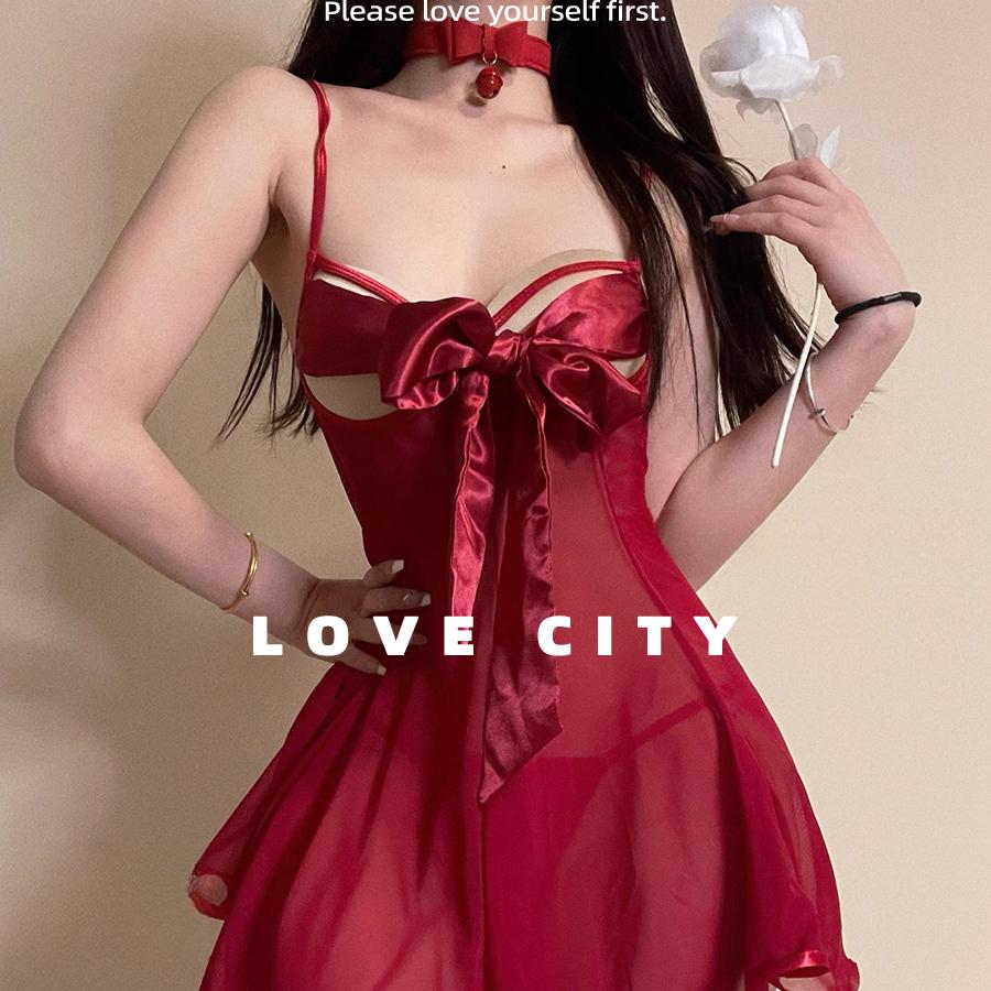 LOVECITY「你的礼物」性感吊带冰丝绸睡裙纯欲薄款小胸睡衣女