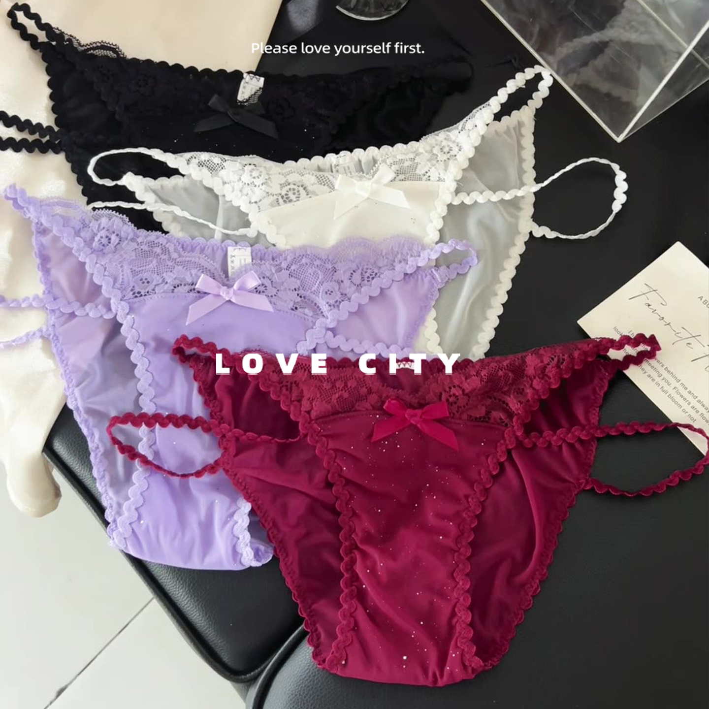 LOVECITY「柔情薰衣草」亮片腰带腿环细带网纱内裤女包臀内裤