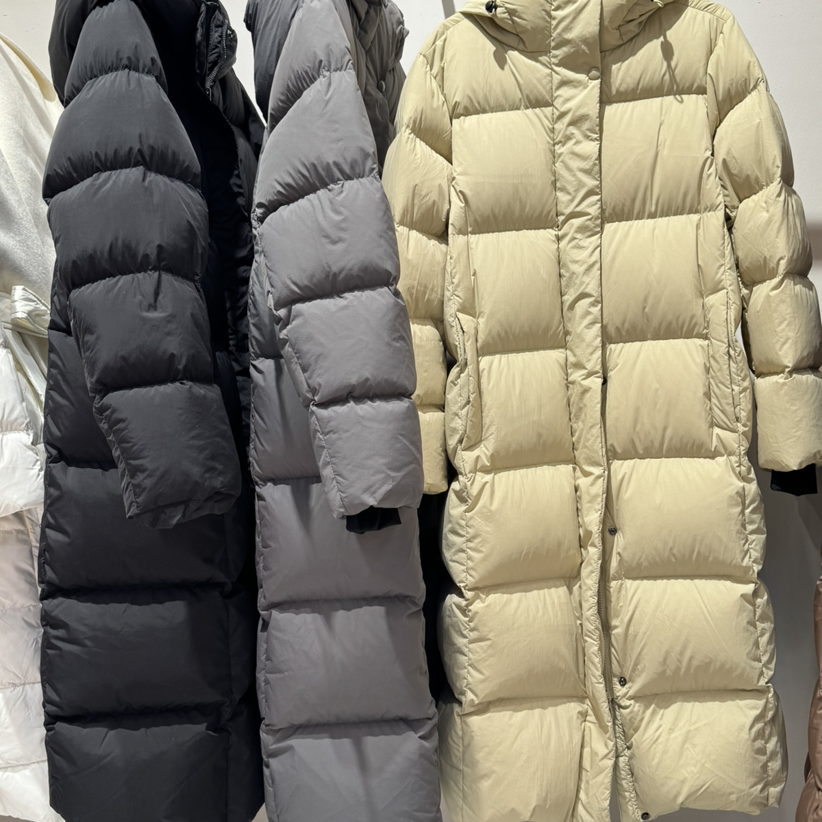 MOM连帽加厚简约长款保暖羽绒服外套（含95白鸭绒）DR8