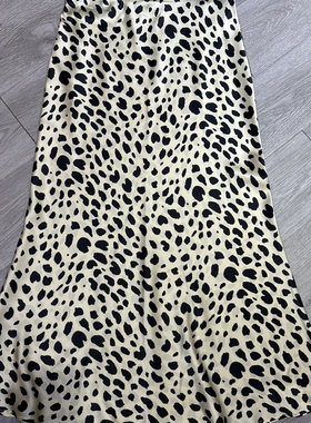 布谷-素绉缎面印花半身裙（含100）(不含上衣)YS57-G20