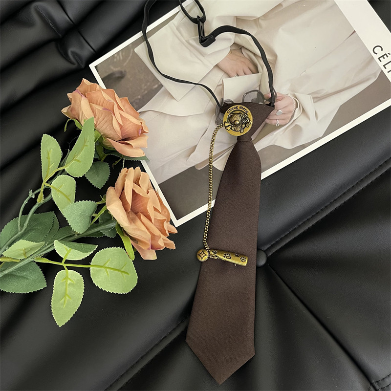 复古高级感咖啡色领带女古铜色链条小熊圆头别针装饰百搭免打领带,服饰配件/皮带/帽子/围巾,领带,淘宝优惠券,粉丝福利购,淘宝优惠卷