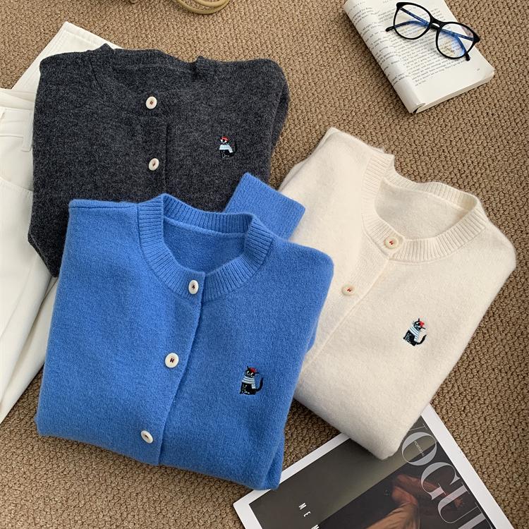 温柔复古小猫刺绣圆领针织开衫