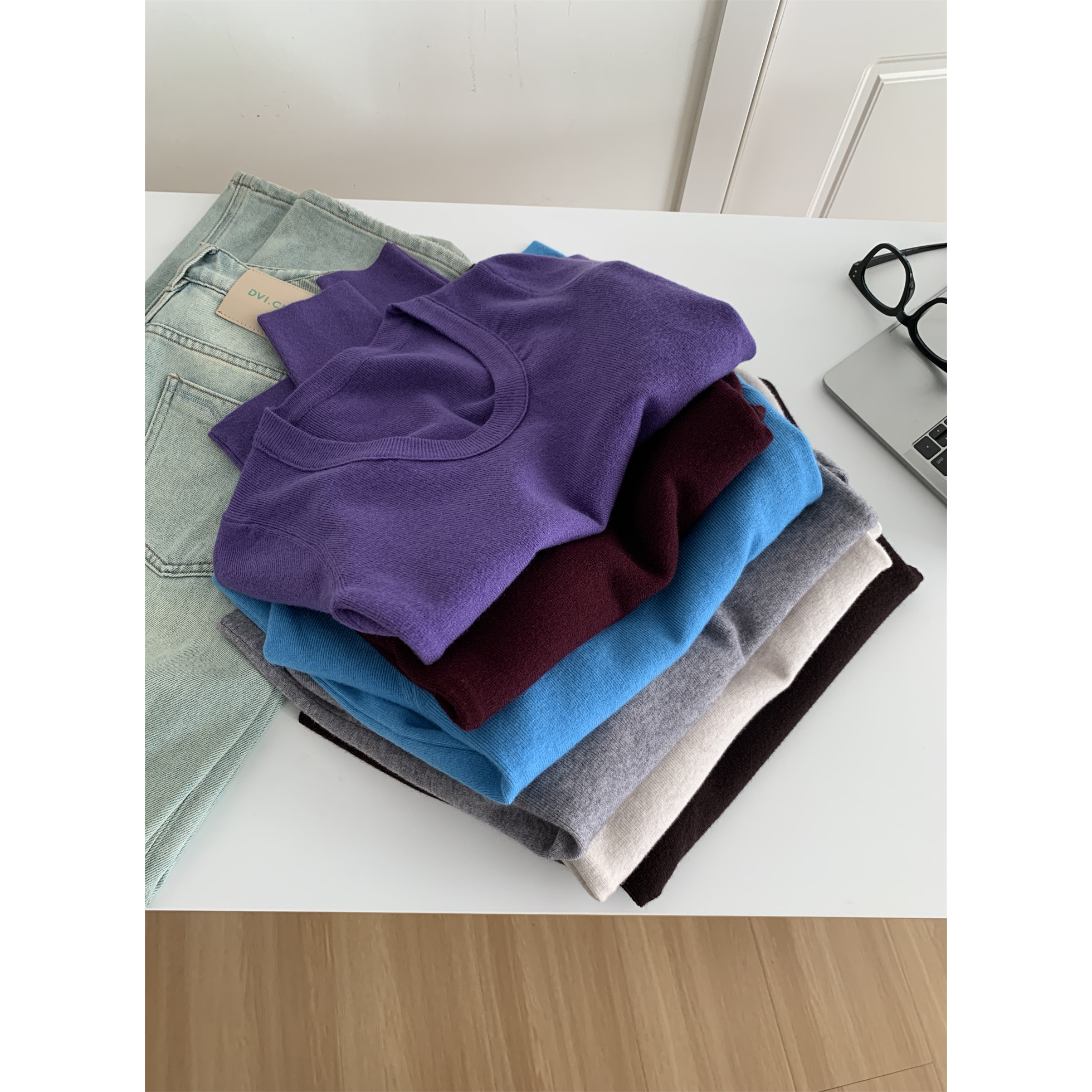 修身显瘦鹅蛋领羊毛针织打底衫