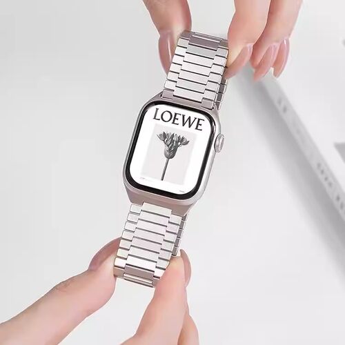 适用苹果iwatch11表带金属不锈钢