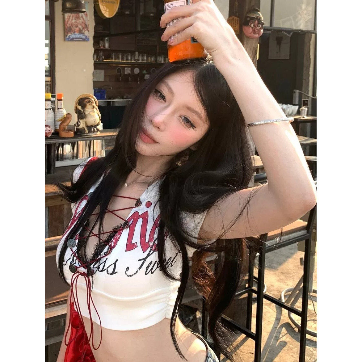 美式辣妹V领字母修身露脐T恤