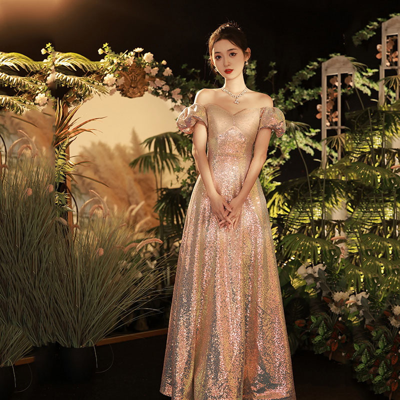 仙气晚礼服女2025夏季新款法式名媛赫本风主持人毕业年会晚礼服裙