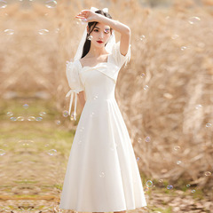 白色晚礼服2025女宴会气质秋冬登记平时可穿小白裙法式洋装连衣裙